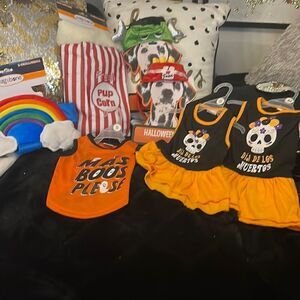 Lot of 7 holiday/halloween dog/cat pet clothes,dresses costumes & hats nwt
